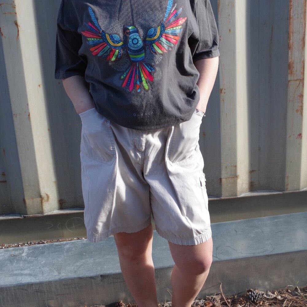 Vintage Karani Art T-Shirt Graphic tee